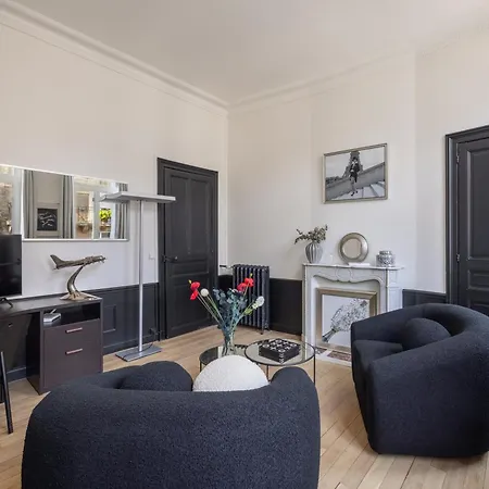 La Loge Du 77 Pied-a-terre Parisien Au Coeur Des Secrets De *