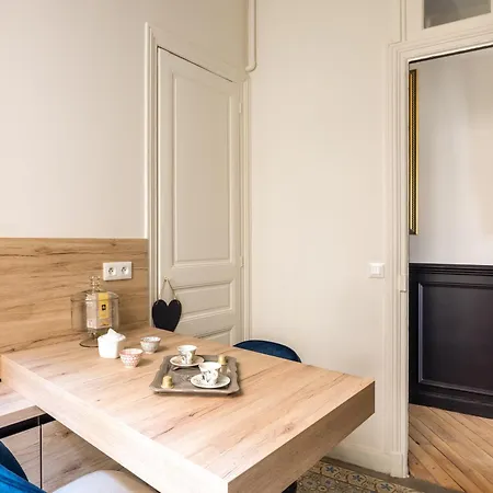 La Loge Du 77 Pied-a-terre Parisien Au Coeur Des Secrets De *